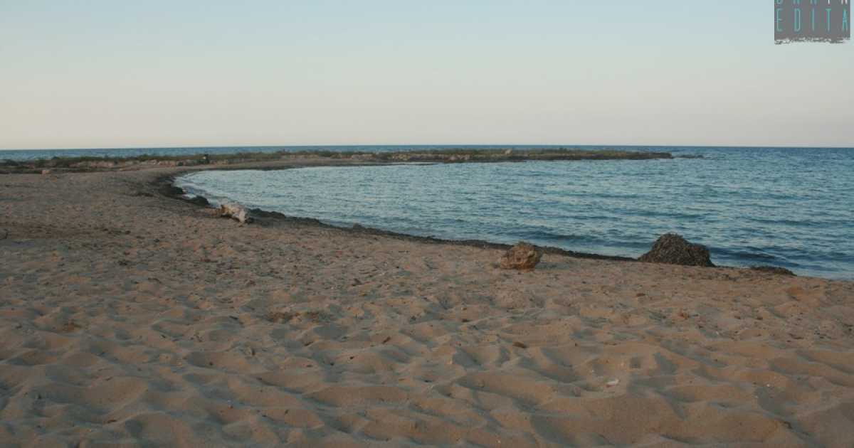 Ecco la spiaggia pi� "nascosta" del barese: il suo accesso � vietato, nonostante la legge